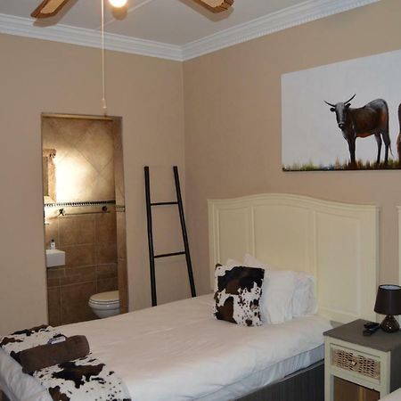 Esmarline Lodge Бритс Екстериор снимка