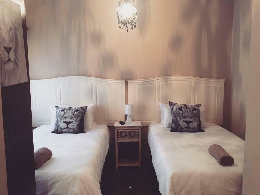 Esmarline Lodge Бритс Екстериор снимка