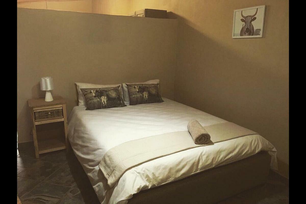 Esmarline Lodge Бритс Екстериор снимка