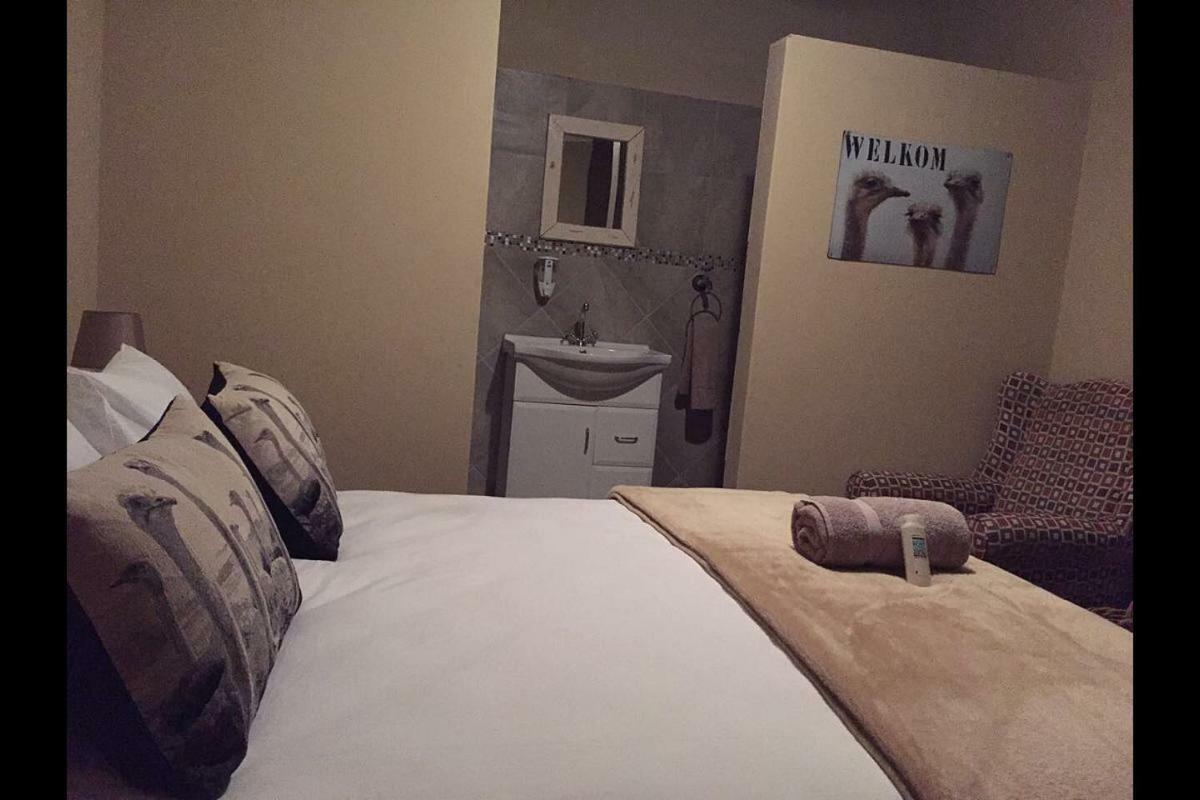 Esmarline Lodge Бритс Екстериор снимка