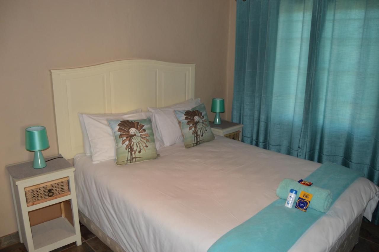 Esmarline Lodge Бритс Екстериор снимка
